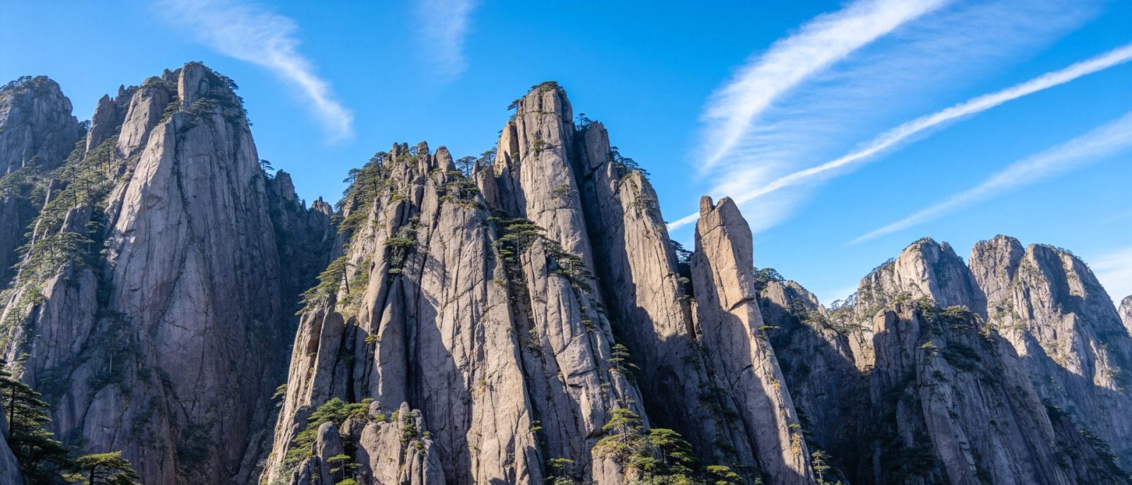 花岗岩峰林高清壁纸预览